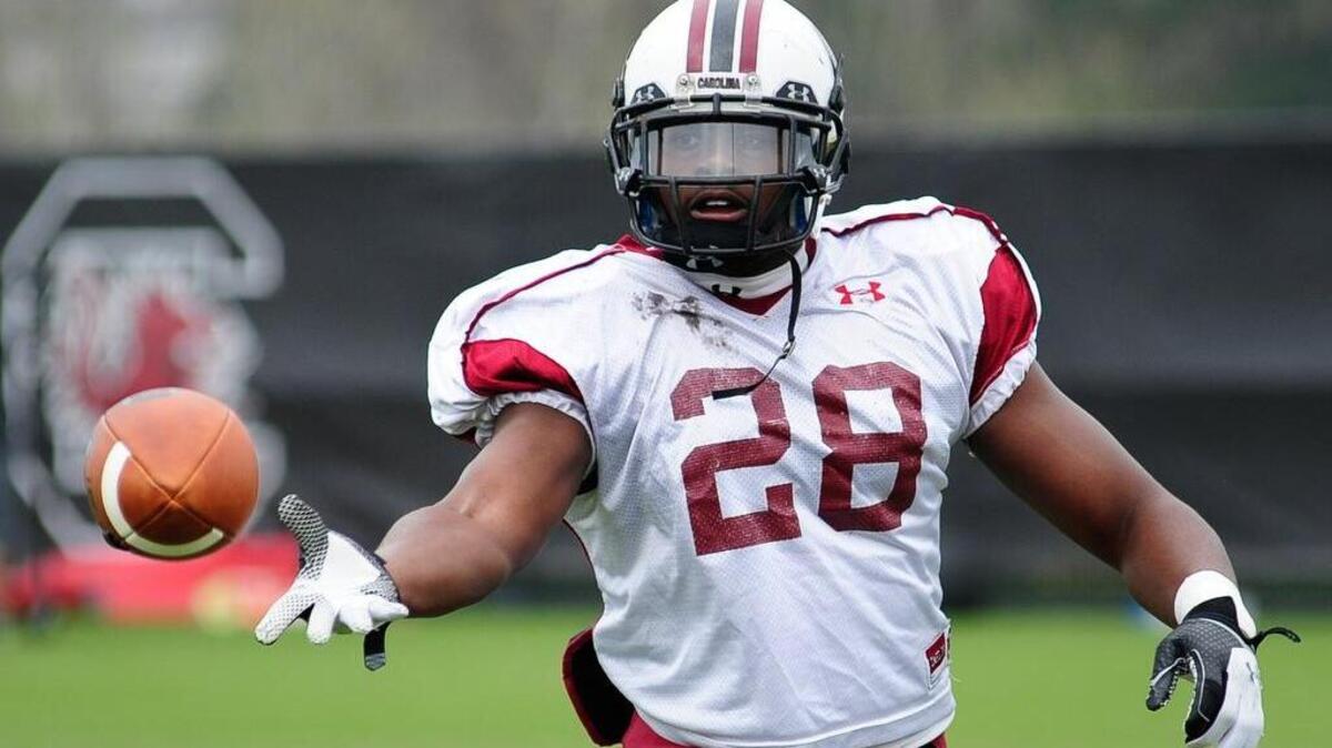
Linebacker Jonathan Walton
