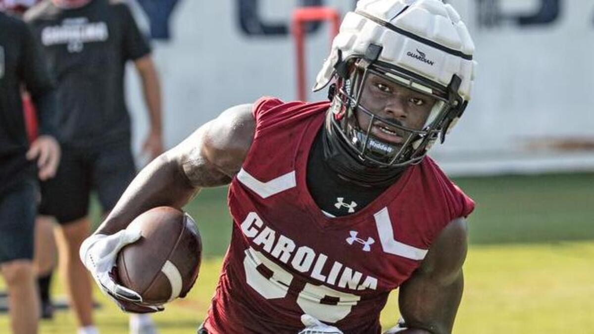 Keveon Mullins at a 2020 South Carolina practice