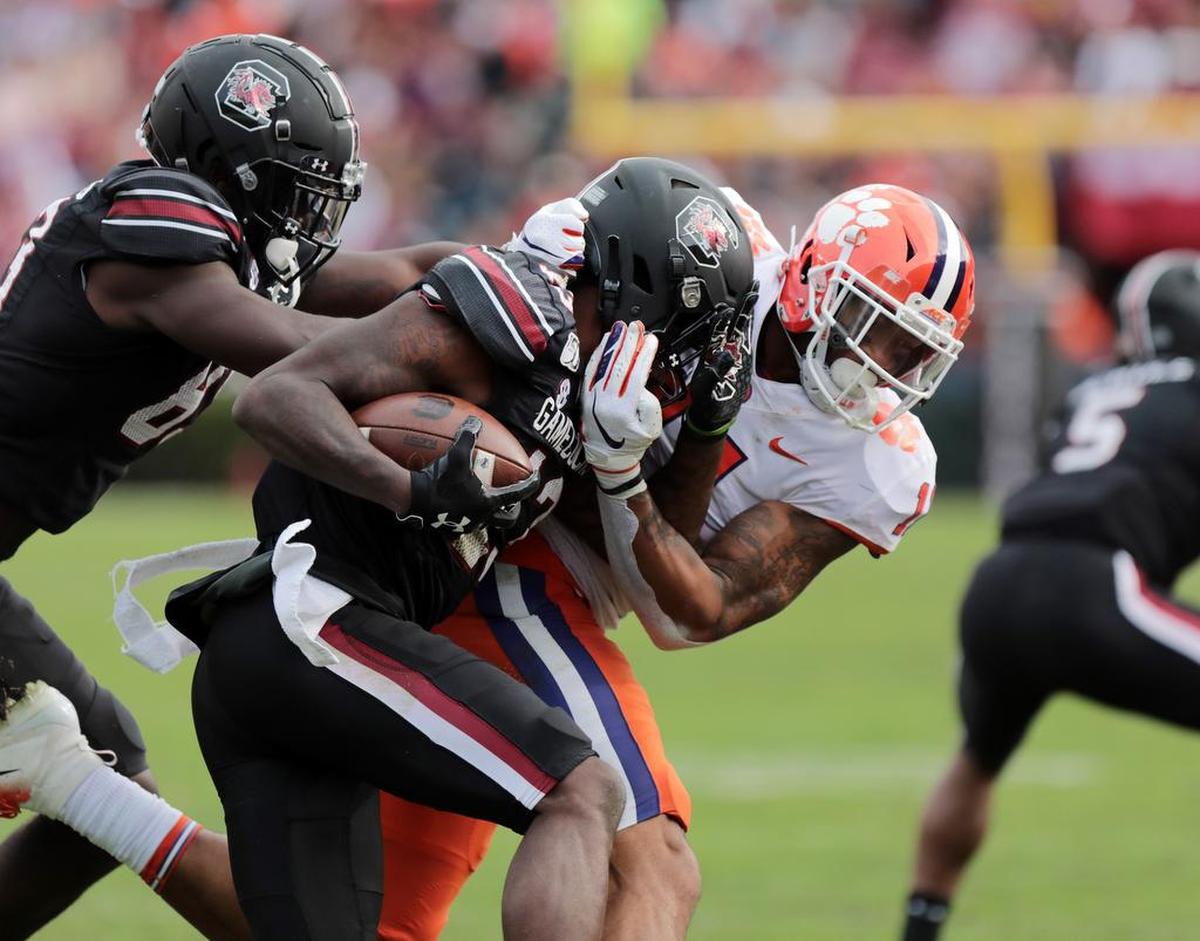 Clemson’s Isaiah Simmons is one of the top players to watch in the draft.