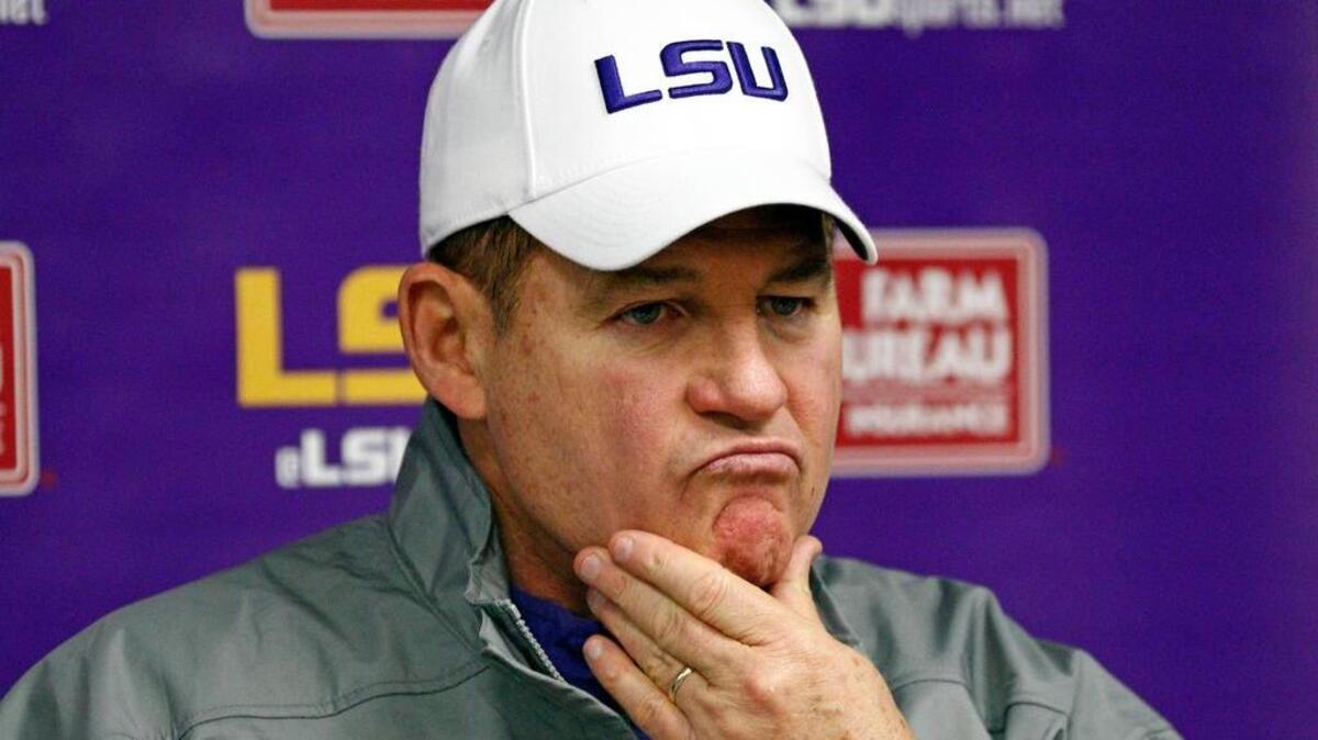 LSU head coach Les Miles