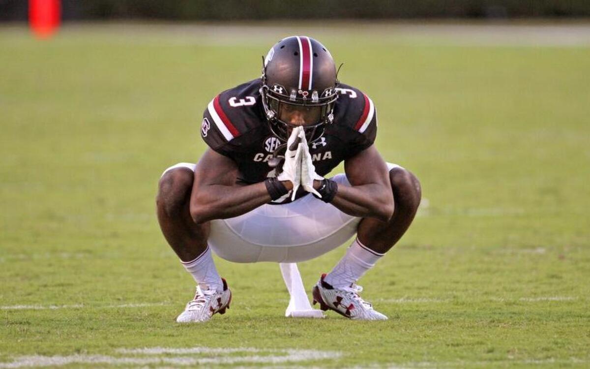 South Carolina defensive back Chris Lammons (3)