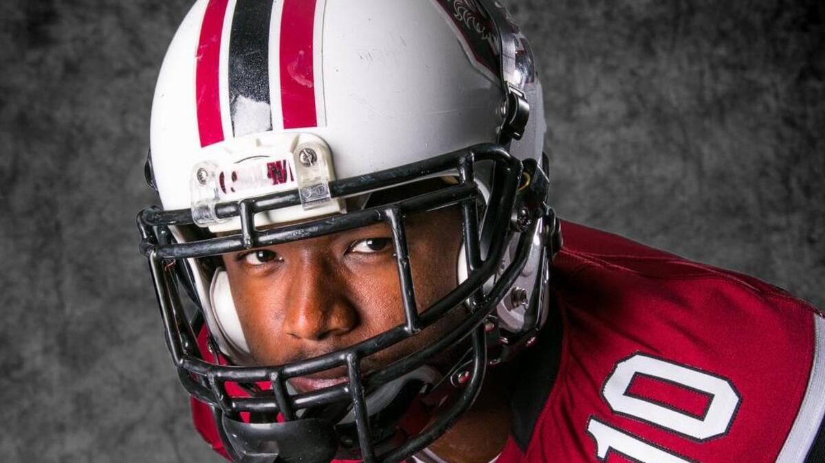 
Skai Moore on his strategy for intercepting quarterbacks: “Just read his eyes and have a good feel for their routes.”
