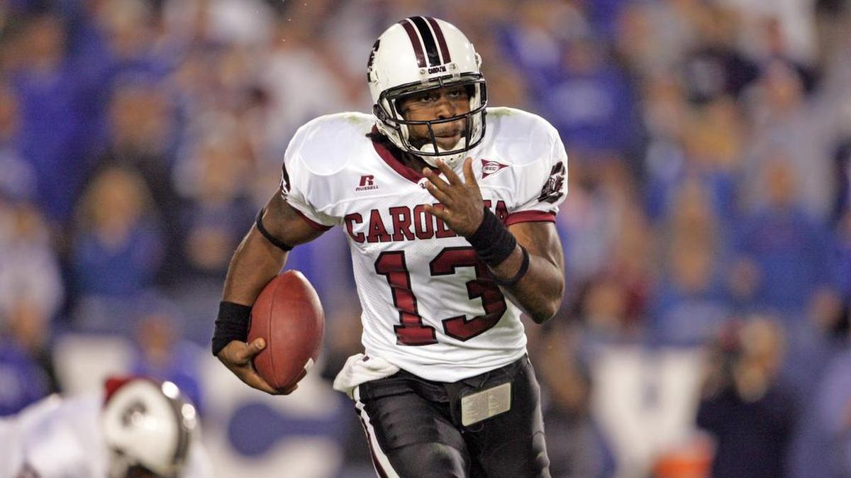 Syvelle Newton (2003-06) was a seven-time starter for USC.