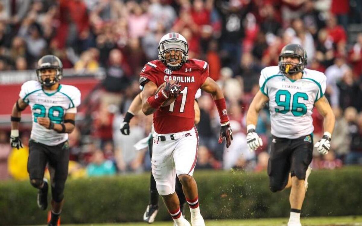 
South Carolina wide receiver Pharaoh Cooper (11) 

