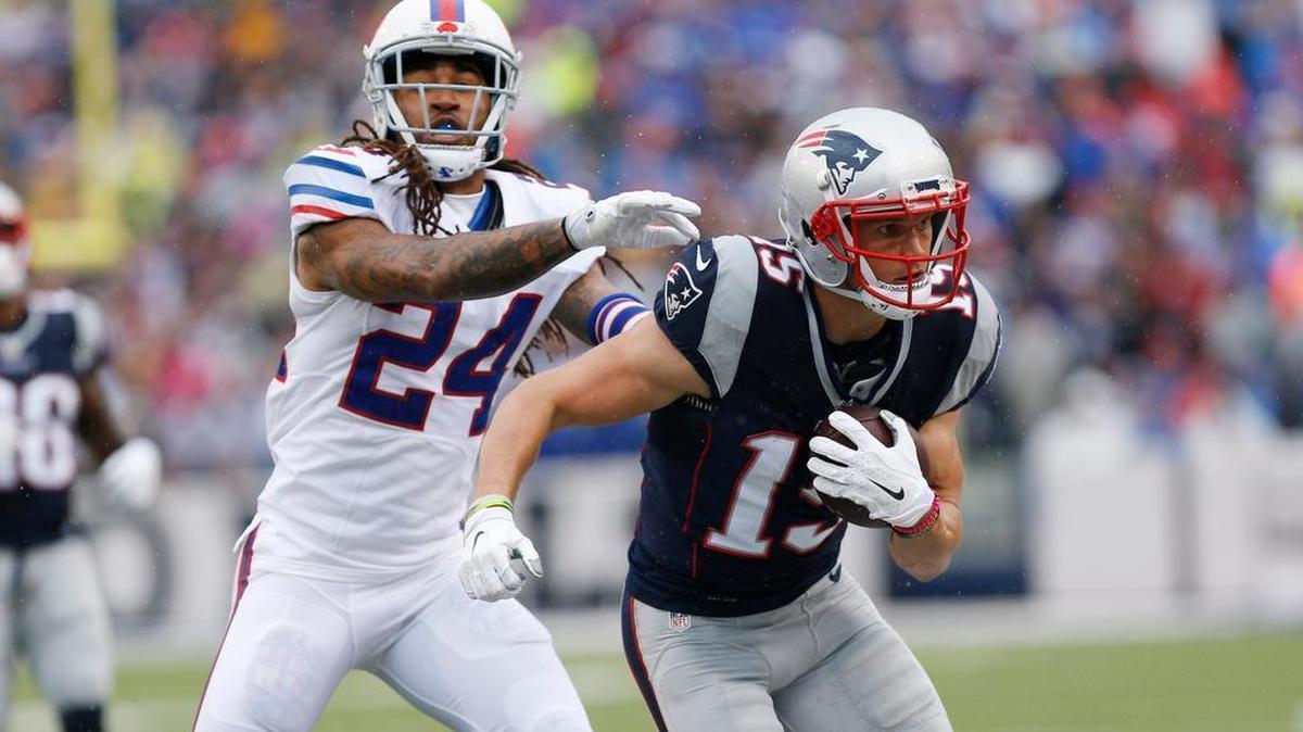 Former New England wide receiver Chris Hogan (15) has signed a one-year deal with the Carolina Panthers.