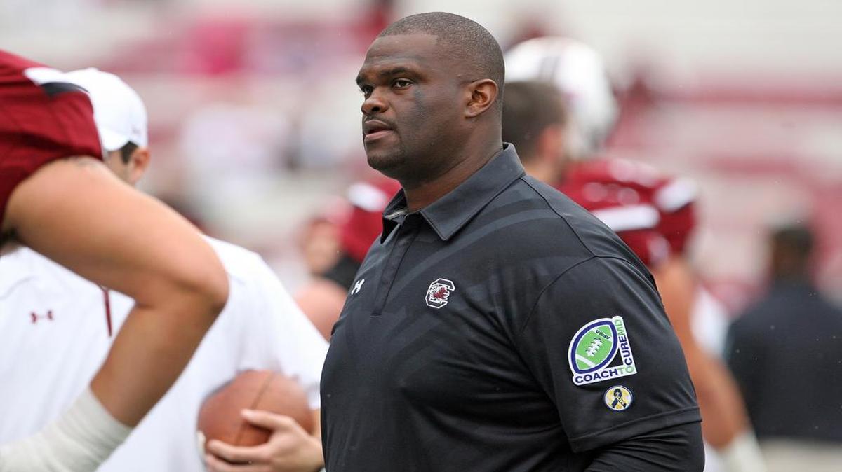 Former South Carolina standout Travelle Wharton was hired as the Gamecocks’ offensive line coach
