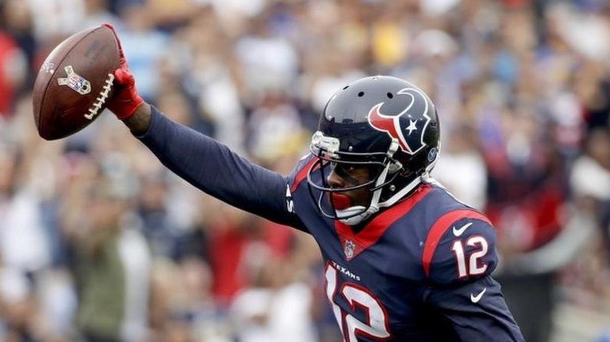The Houston Texans placed former South Carolina standout Bruce Ellington on season-ending injured reserve Tuesday.