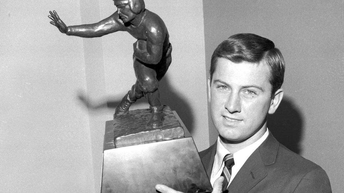 Steve Spurrier, University of Florida quarterback, holds the Heisman Trophy, which will be presented to him at the Dec. 1, 1966 award dinner in New York. The trophy is awarded annually by the Downtown Athletc Club of New York to the outstanding college football player of the year.