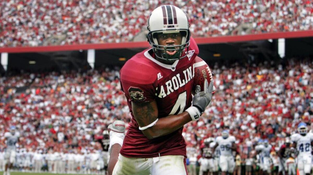 Sidney Rice scores for South Carolina in 2005 against Kentucky at Williams-Brice Stadium.