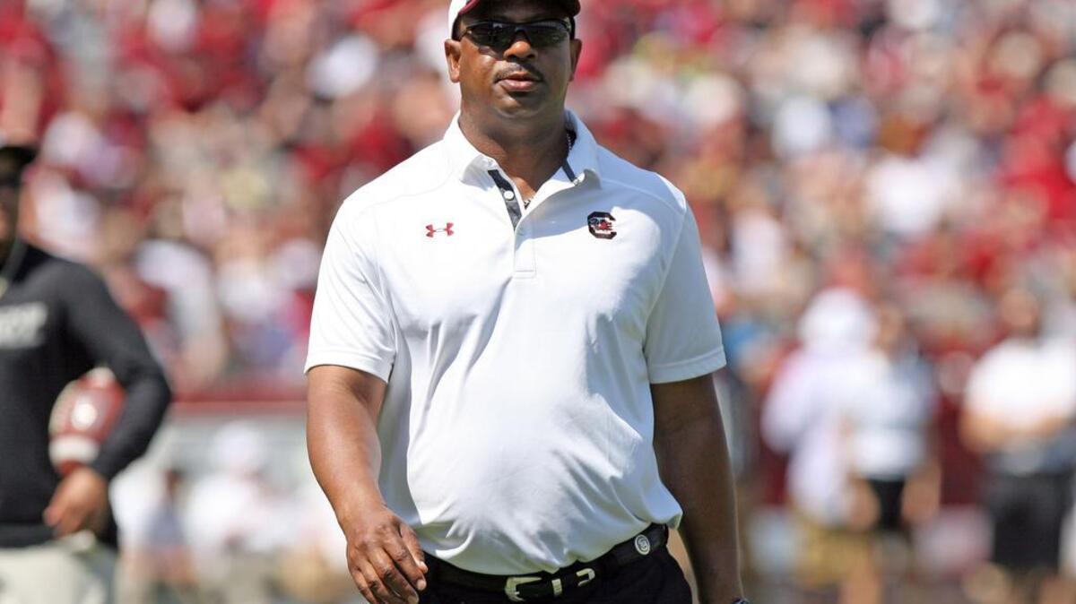 Lorenzo Ward will take over as defensive coordinator at Fresno State.