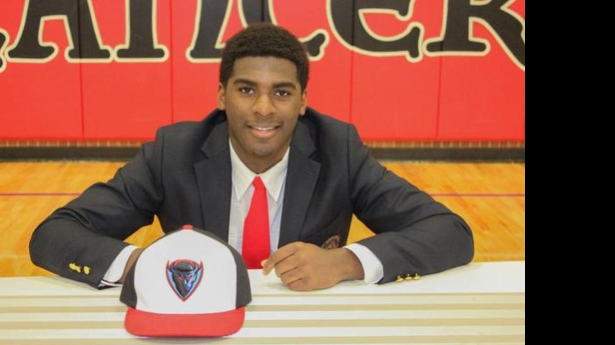 
Raymond Doby previously signed with DePaul
