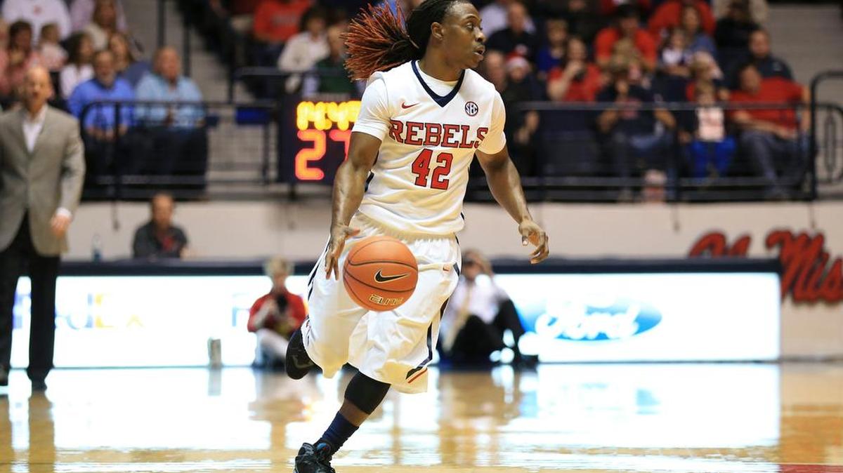 Mississippi guard Stefan Moody (42)