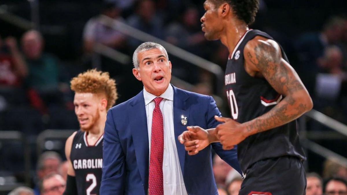 South Carolina Gamecocks head coach Frank Martin talks to Chris Silva (30) during the first half of the Under Armour Reunion at Madison Square Garden.