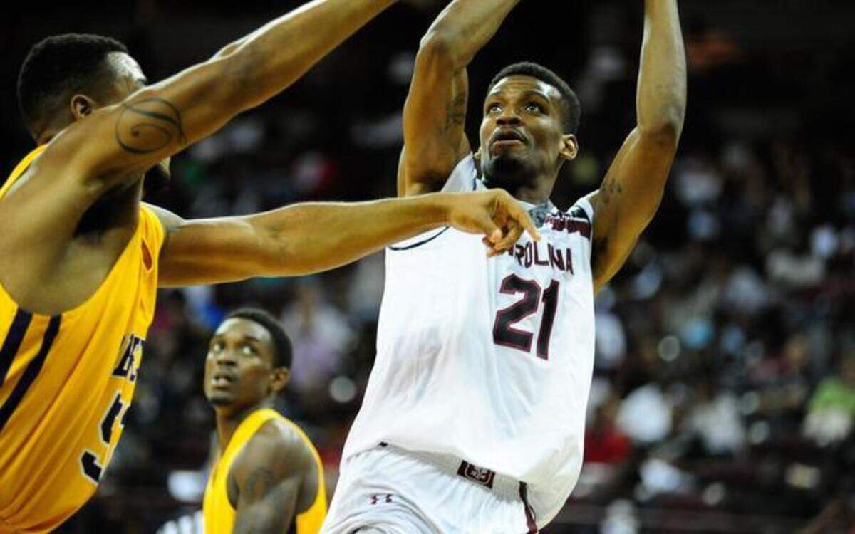 
Demetrius Henry (21) 
