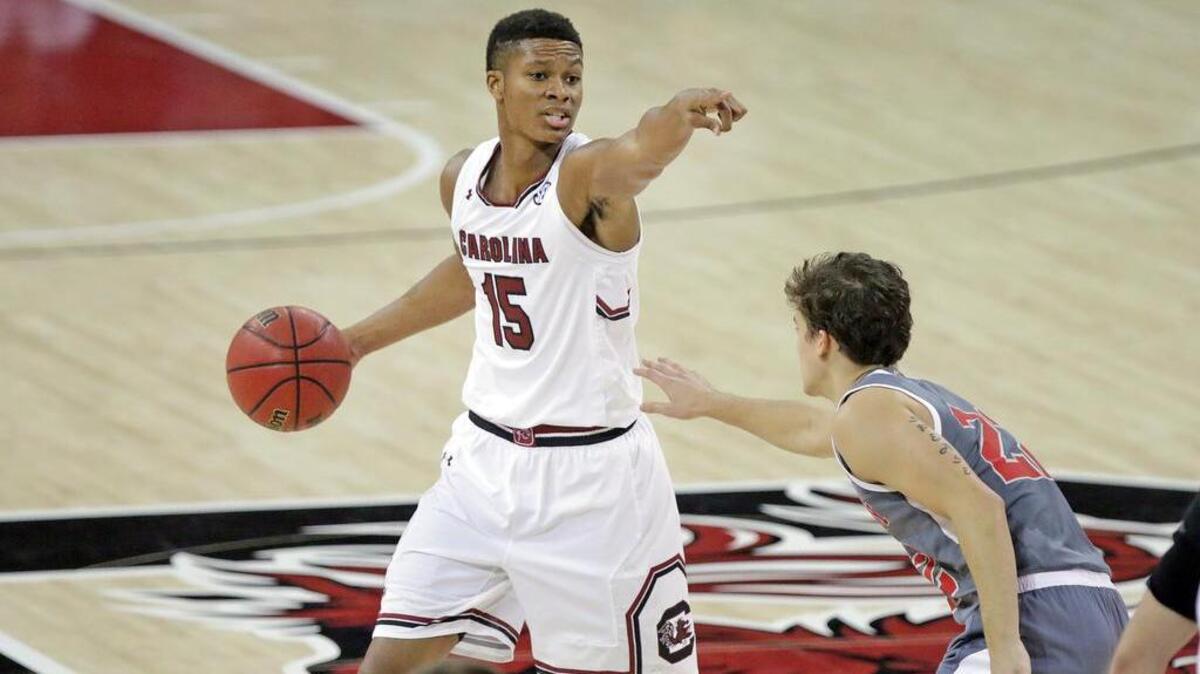 South Carolina basketball’s PJ Dozier