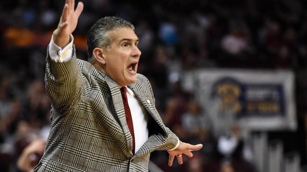 Frank Martin has been offered a contract extension at South Carolina.