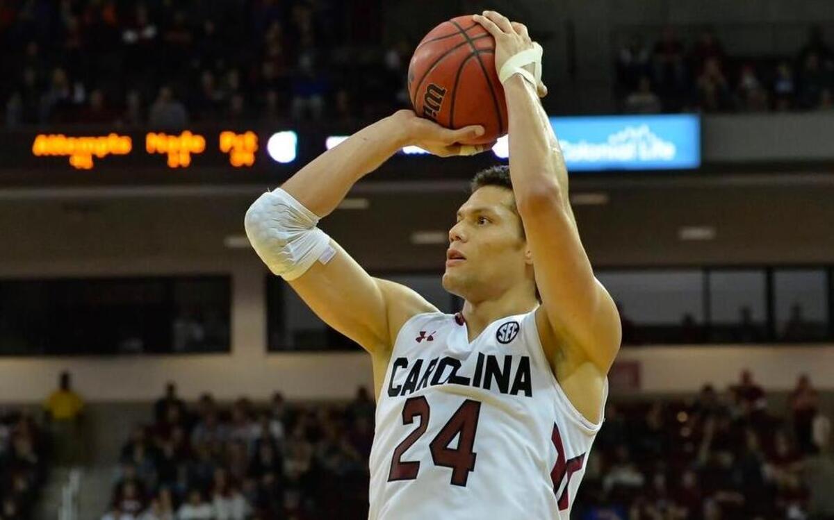 Michael Carrera and South Carolina host Tennessee at 9 p.m. Wednesday.