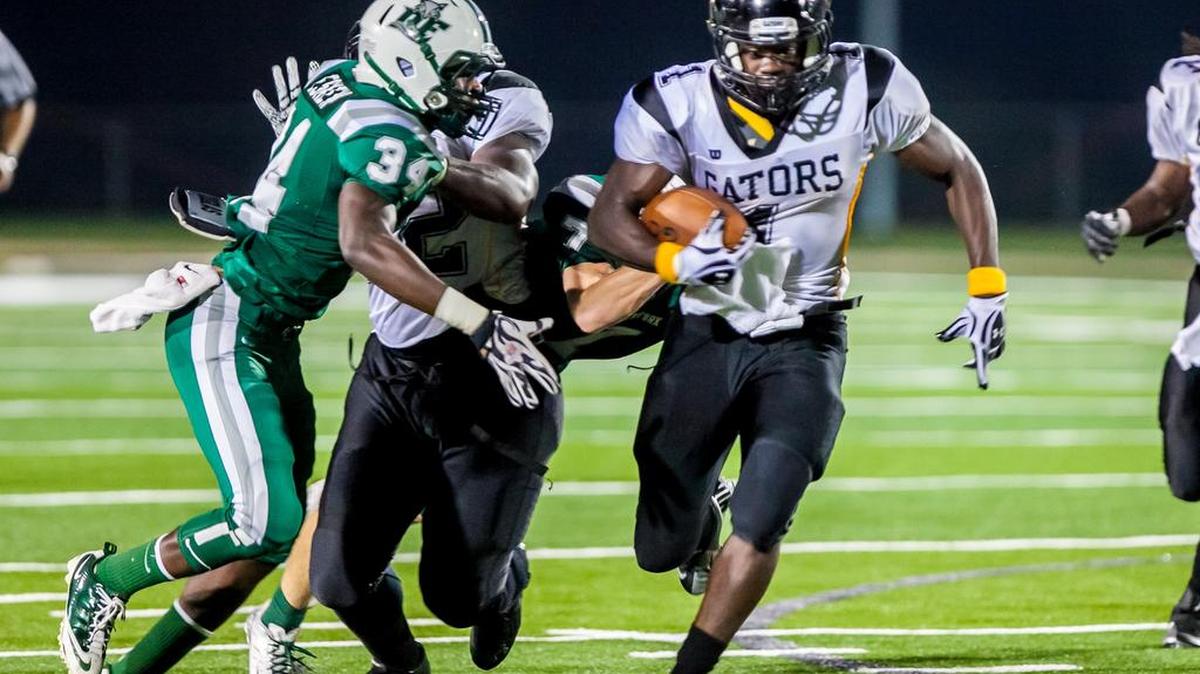 Ex-University of Georgia player Tramel Terry is considering South Carolina.