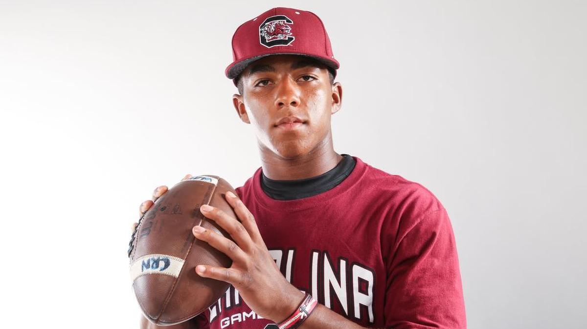 Quarterback Brandon McIlwain enrolled early with USC, and the Gamecocks couldn’t find much luck in persuading a second quarterback to join their recruiting class.