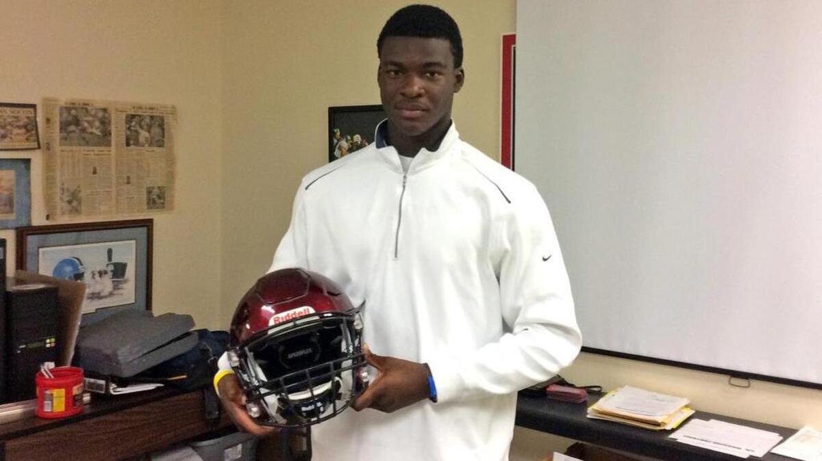 Class of 2017 wide receiver OrTre Smith of Wando High School in Mount Pleasant.