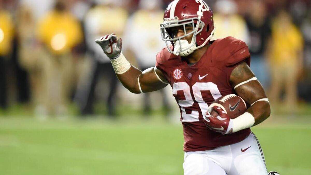 Ex-Alabama Crimson Tide running back Tyren Jones (20) is a longshot to sign with South Carolina