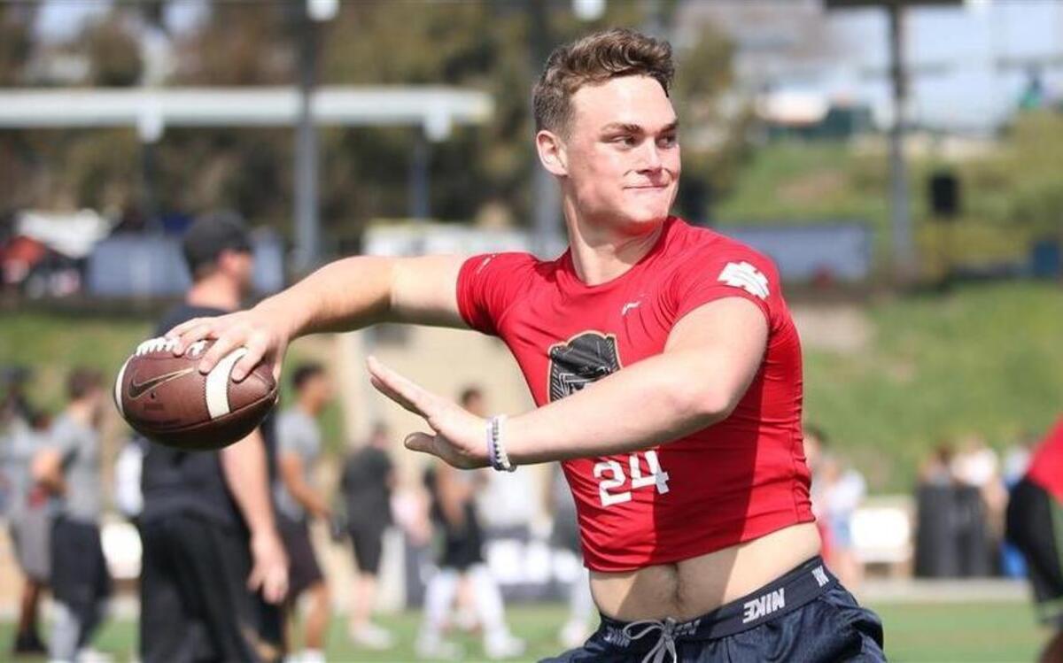 Quarterback Braxton Burmeister of La Jolla, Calif.