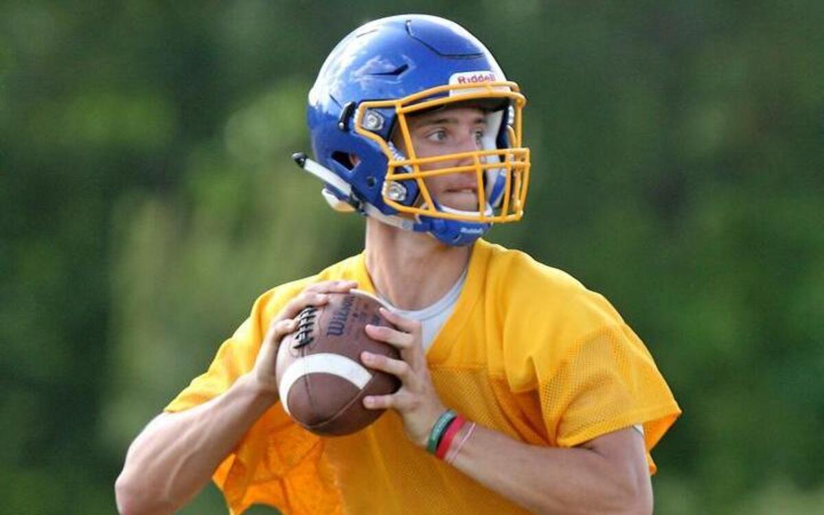 Wren High and Class of 2017 quarterback Jay Urich