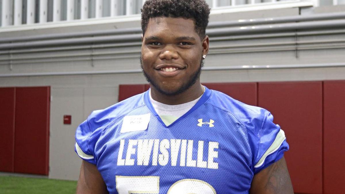 Class of 2018 Lewisville High defensive lineman Josh Belk