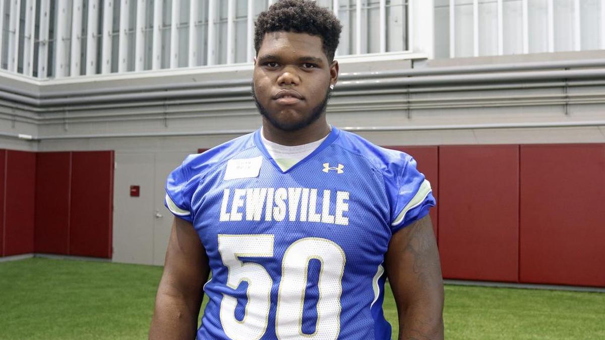 Class of 2018 Lewisville High defensive lineman Josh Belk