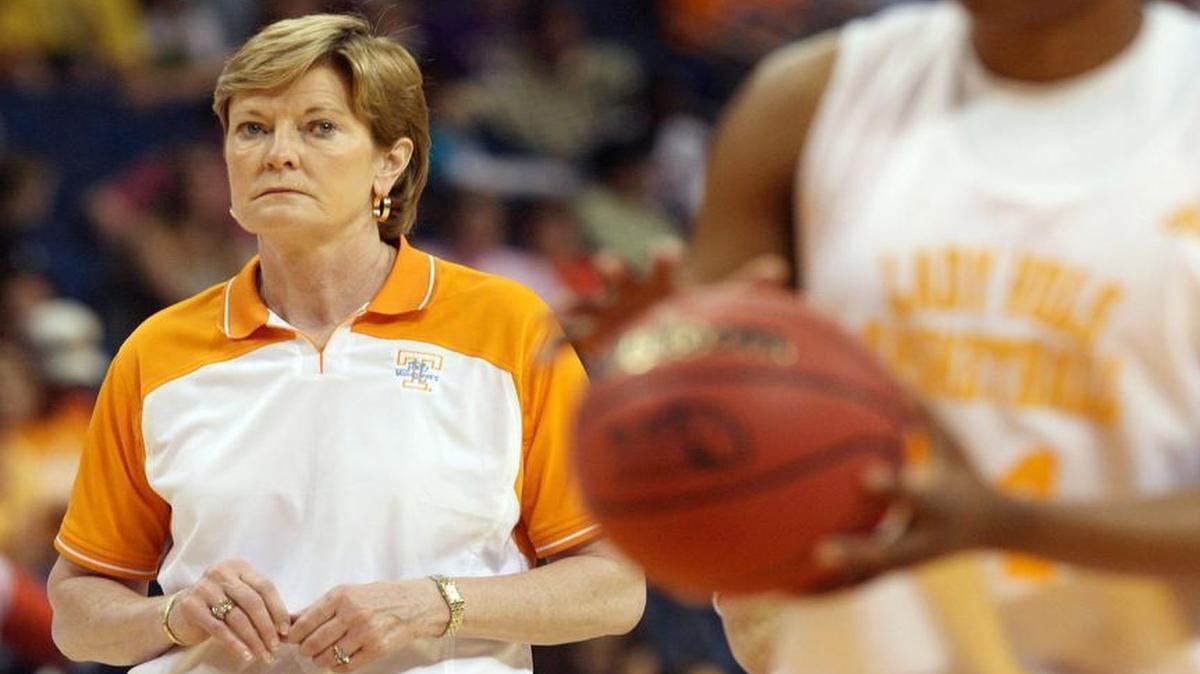 Former Tennessee head coach Pat Summitt