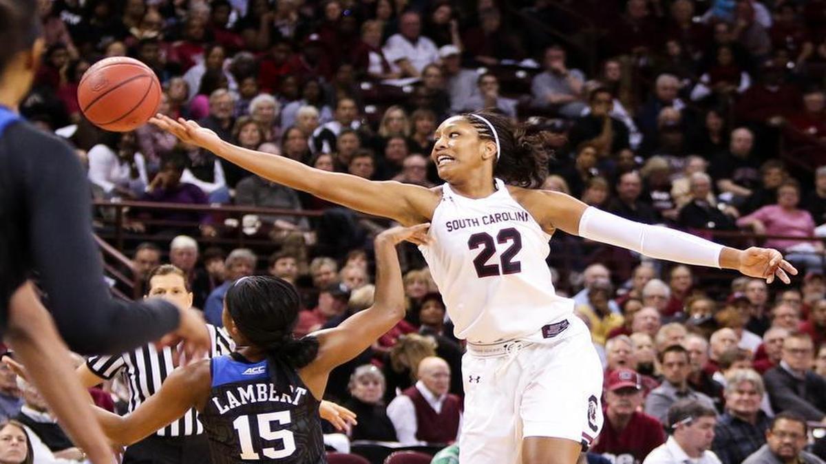 South Carolina's A'ja Wilson (22)