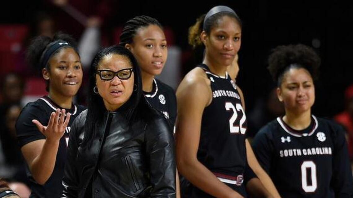 Former ESPNer says USC women would race to White House ‘if it was Obama’