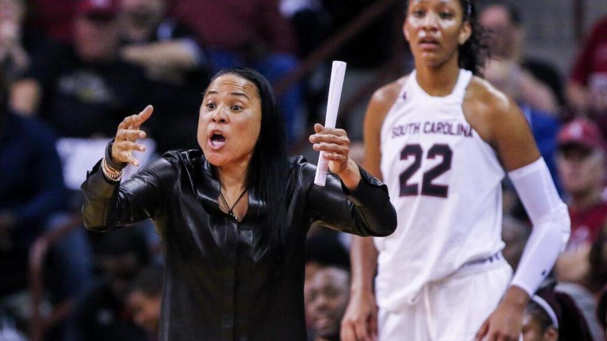 USC coach Dawn Staley hasn’t seen her Gamecocks play their best this season, but they are still undefeated entering SEC play.
