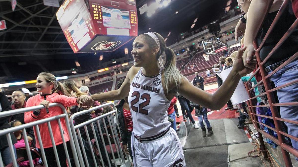 Gamecock's A'ja Wilson (22)