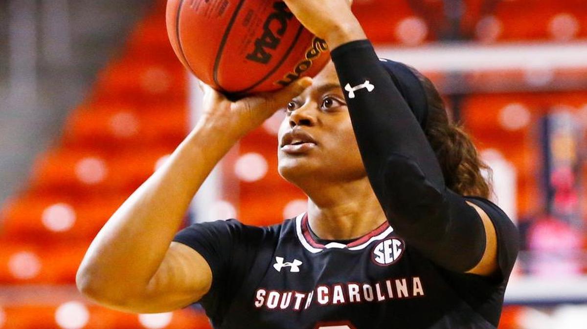 South Carolina’s Kaela Davis shoots a 3-pointer against Auburn on Thursday.