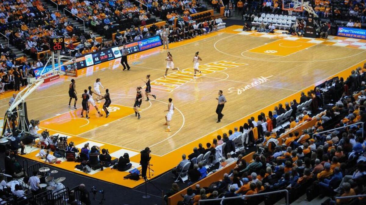 South Carolina travels to Thompson-Boling Arena, in Knoxville, Tenn., on Monday to face the Lady Vols.