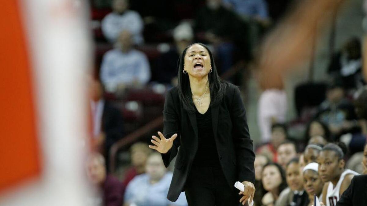 USC coach Dawn Staley yells out instructions during the Gamecocks’ game against Clemson in 2008.