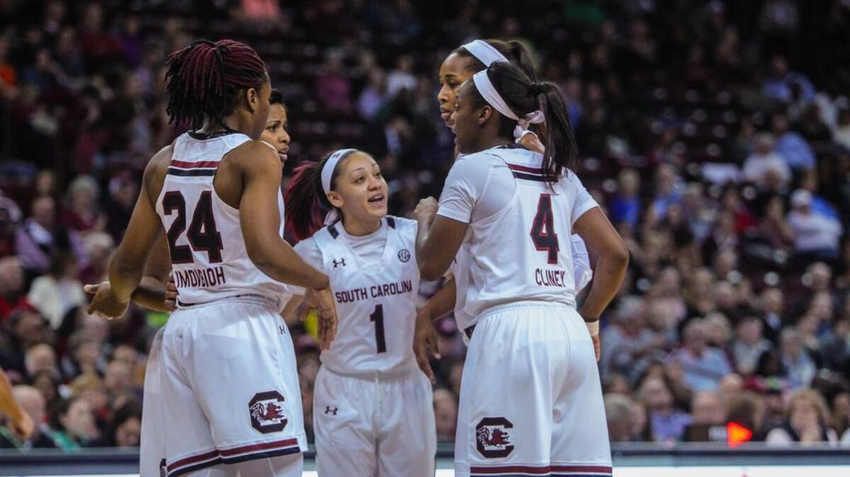 South Carolina vs. UConn will be a No. 1 vs. No. 2 matchup.