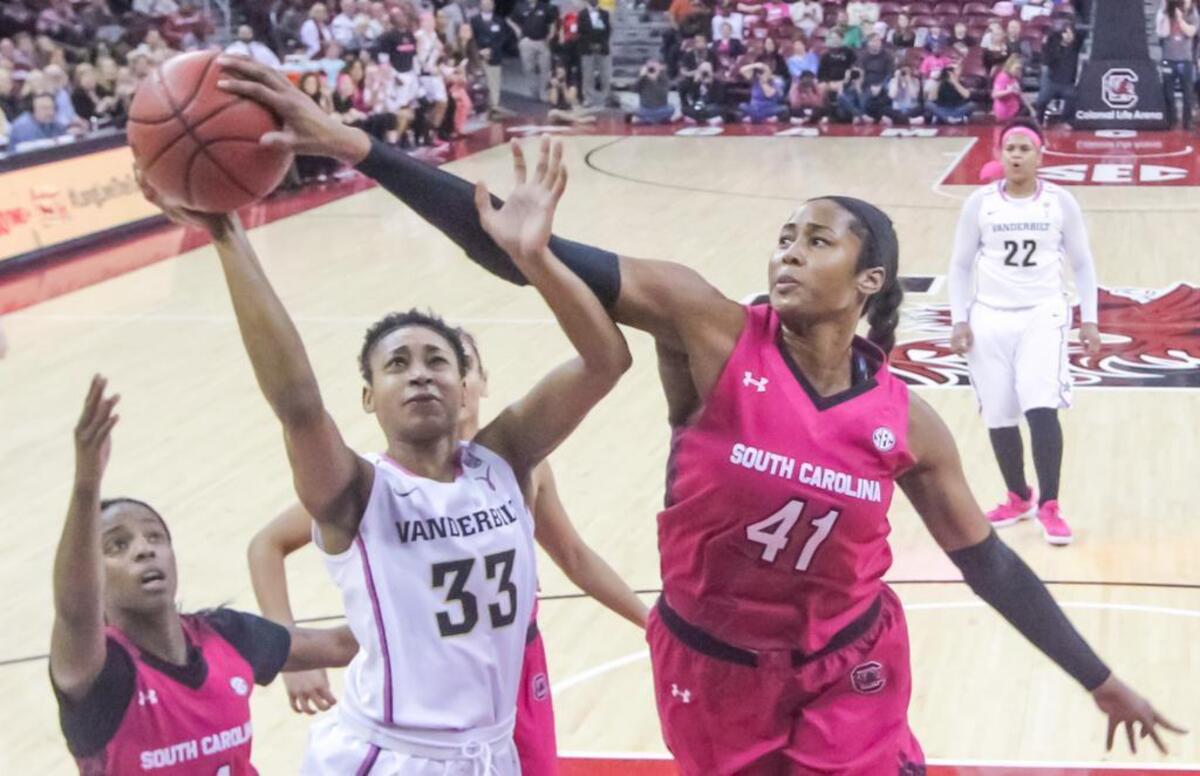 South Carolina's Alaina Coates (41).