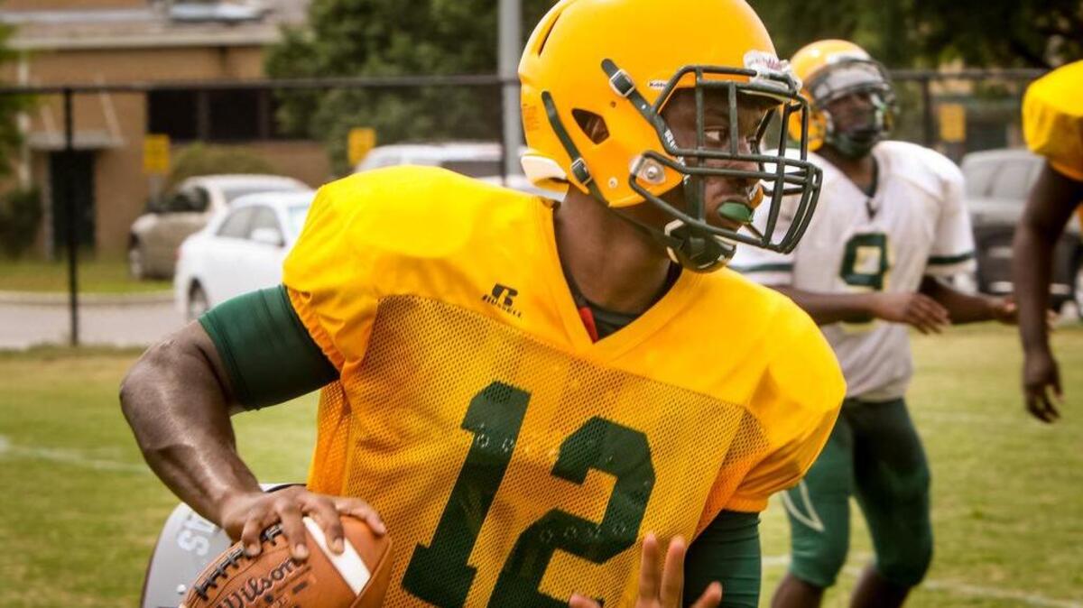 
Spring Valley quarterback Ryan Lee 
