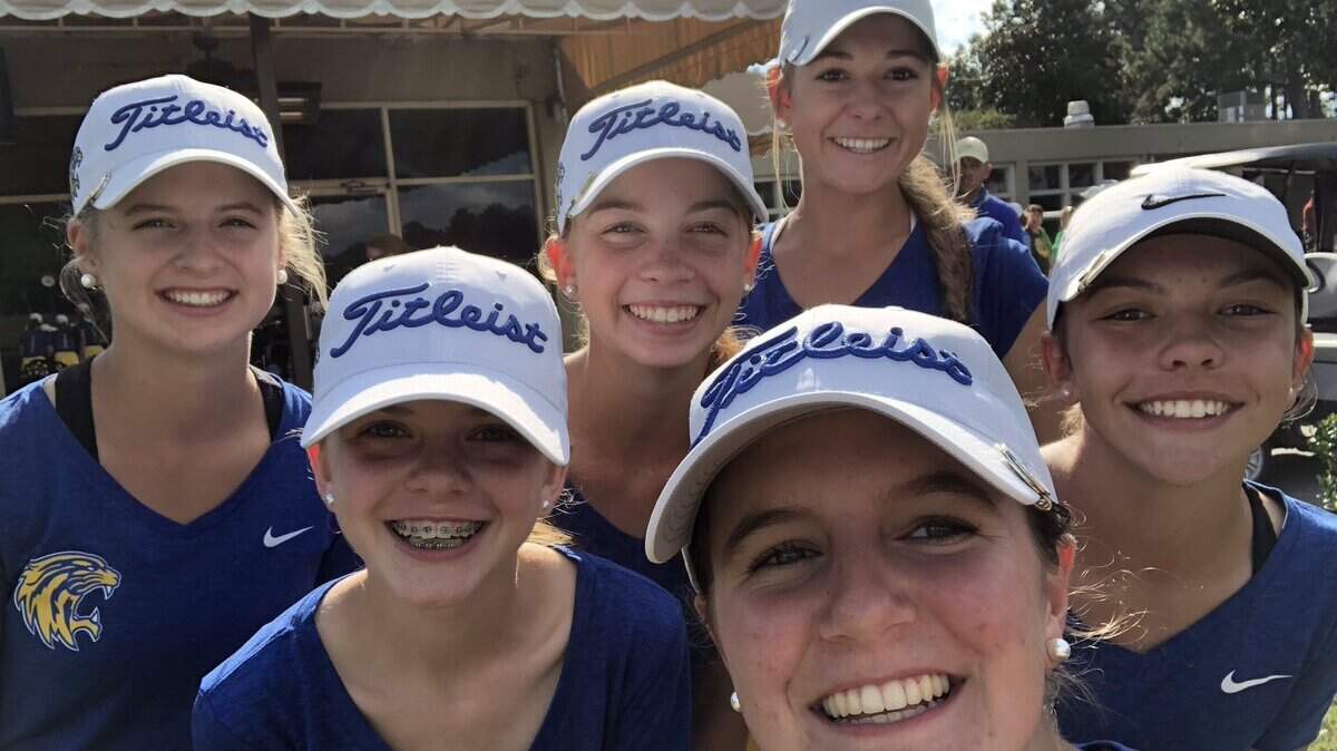 The Lexington girls golf team won the Class 5A Lower State championship on Monday, Oct. 15, 2018.