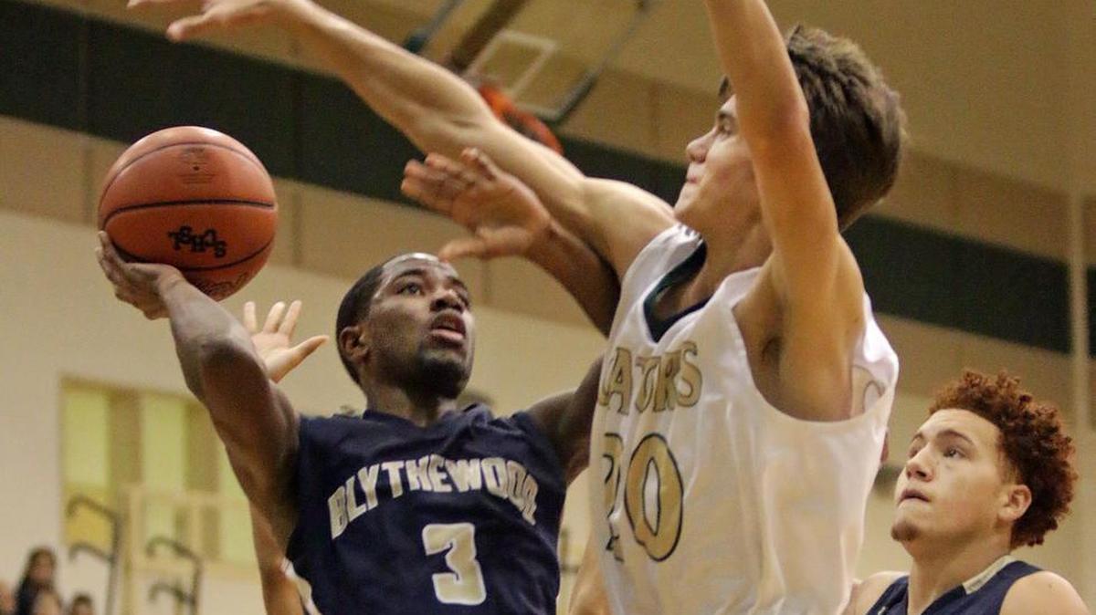 Charles “Tre” Jackson (3) scored 30 points in Blythewood’s win over River Bluff on Friday night.