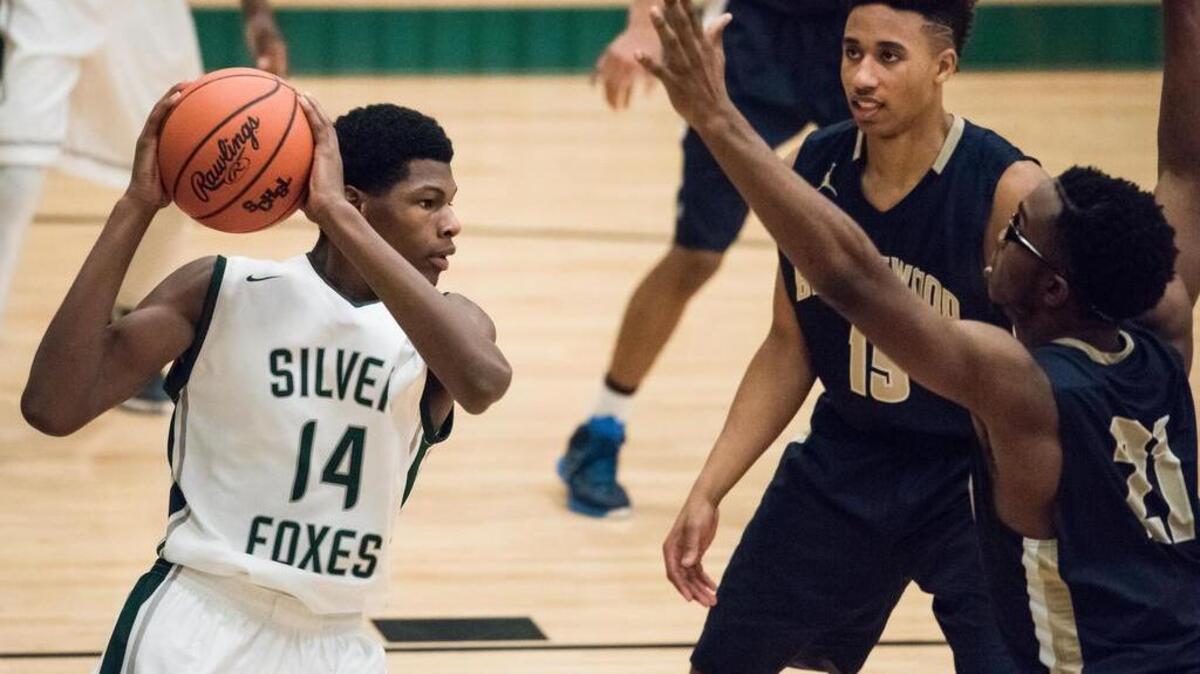 Willie Dunbar (14) of Dutch Fork