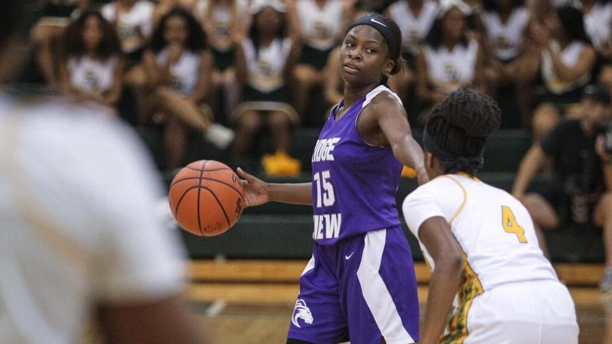 Ridge View’s Erica Tisdale (15) runs the offense against Spring Valley. Ridge View is ranked No. 3 in this week’s S.C. Basketball Coaches polls.