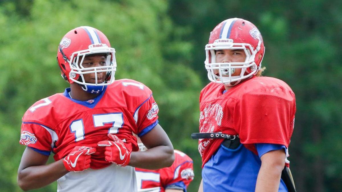 Hammond defensive linemen Jordan Burch, left, and Alex Huntley are getting offers from many top colleges.