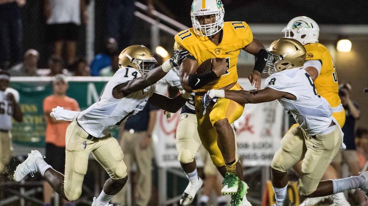 Ben Lippen's Kyle Wright rushed for 369 yards and four touchdowns in win over Porter-Gaud on Friday.