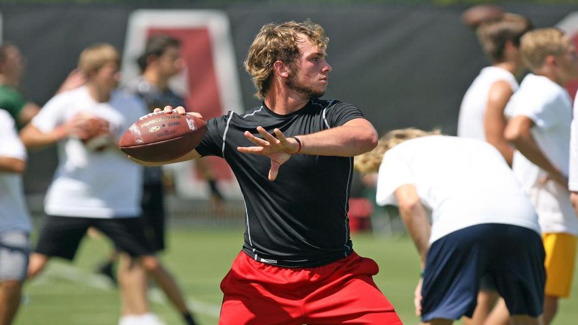 Boiling Springs quarterback Mason Streater has signed to play baseball at South Carolina.
