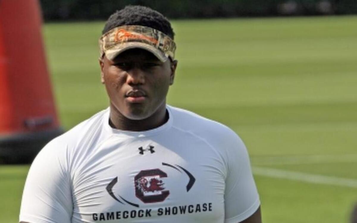 
Class of 2016 defensive lineman Nyles Pinckney 
