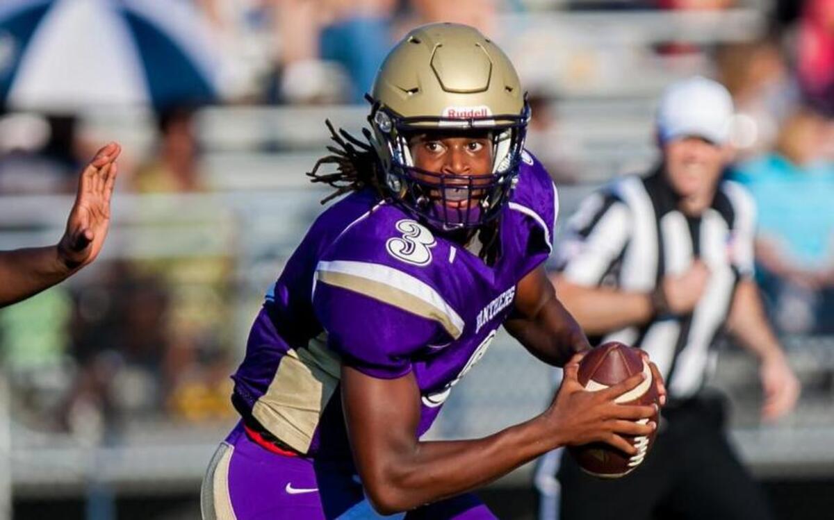 Batesburg-Leesville quarterback Bishop Cannon