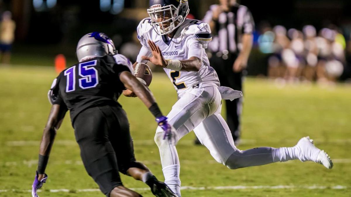 Blythewood quarterback Jordyn Adams